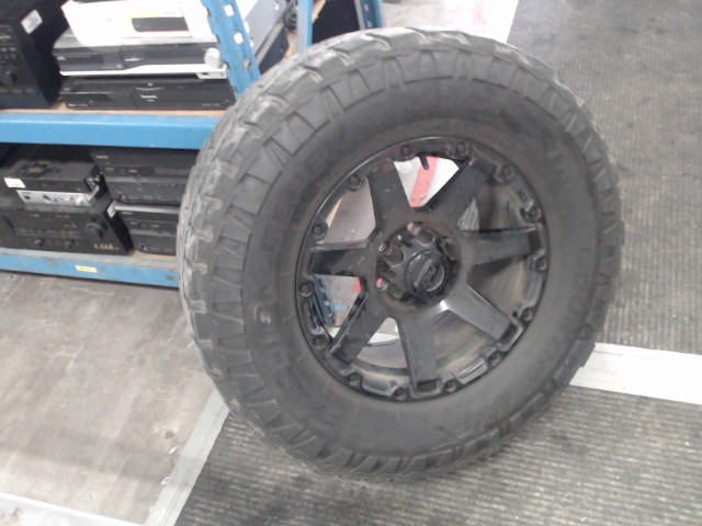 Mags 17''+tire(6x135)*2 tire fini*
