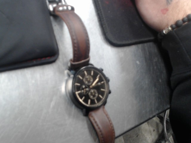 Montre fossil strap cuir face noir gold