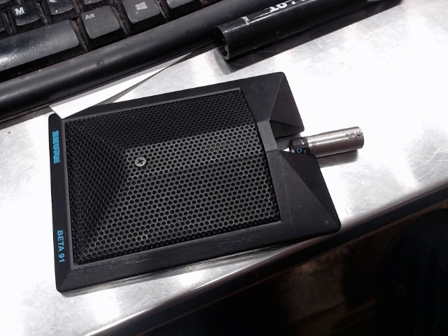 Cadioid condenser microphone/made in usa