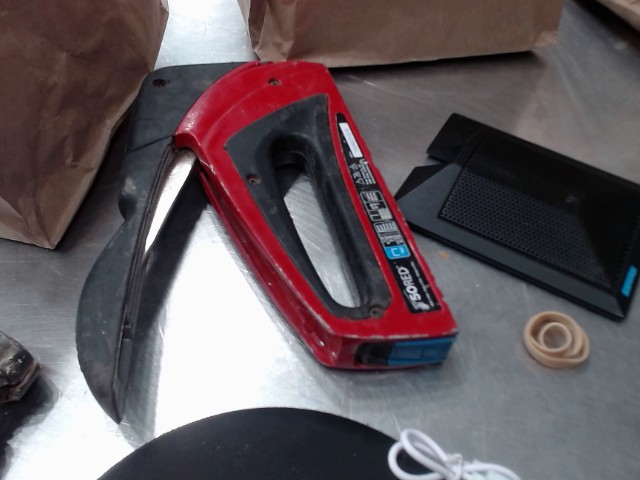 Taqueuse / aggrafeuse