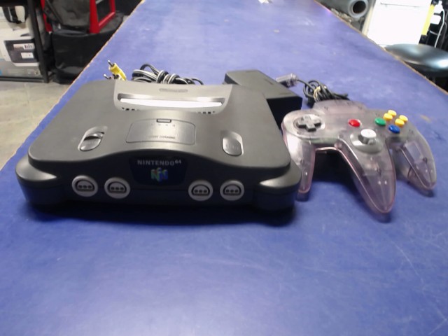 Console avec expansion pack +accessoires