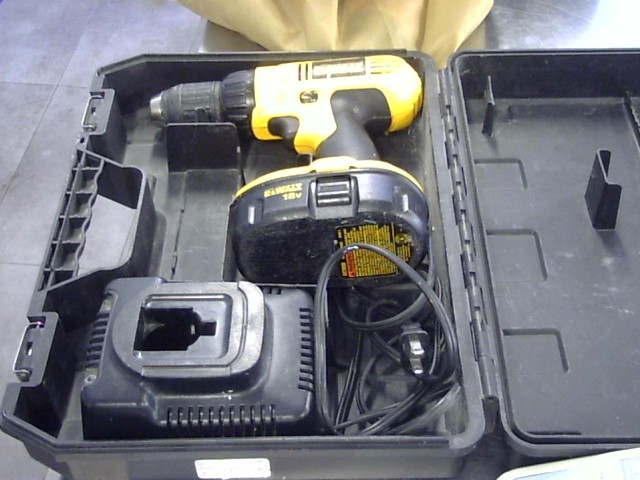 Drill + bat + case + charg