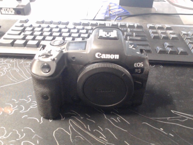 Canon eos r5