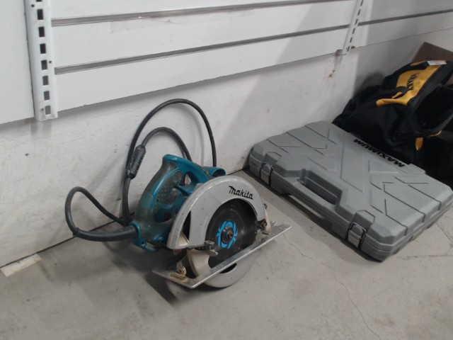 Makita circular saw