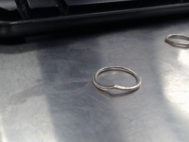 Allliance en argent 925 en pointe