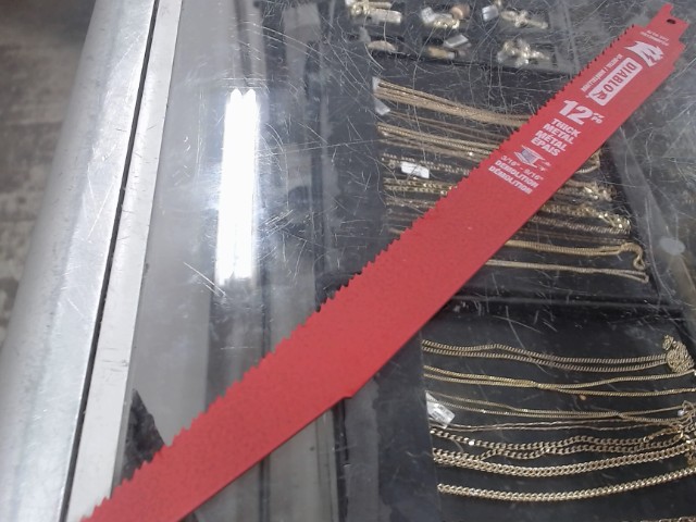 Lame de scie va-et-viens