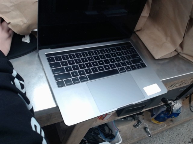 Macbook pro intel i5 intel plus 650 8gb