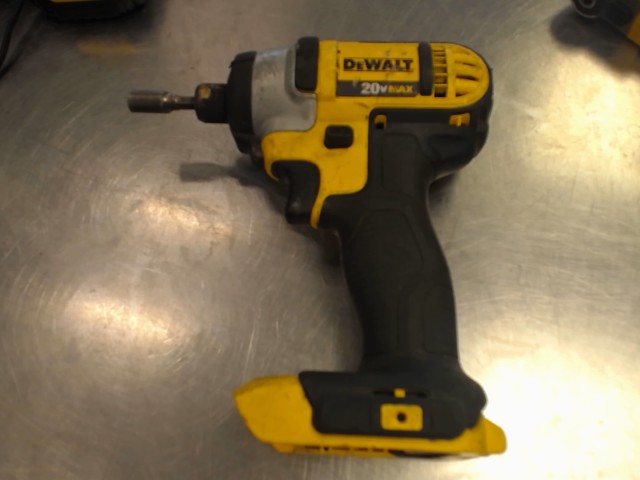 Impact driver dewalt