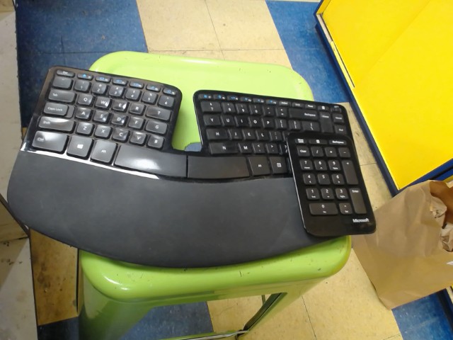 Microsoft sculpt keyboard