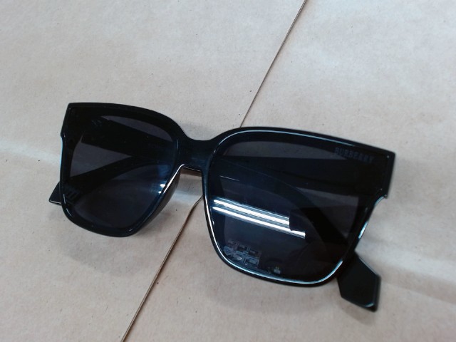 Lunette soleil ss case