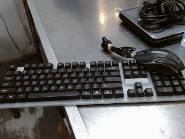 Clavier et souris gaming