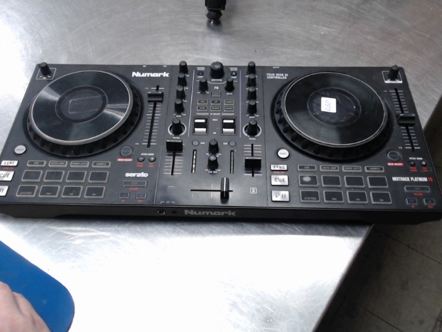 Platinum fx table a mixer