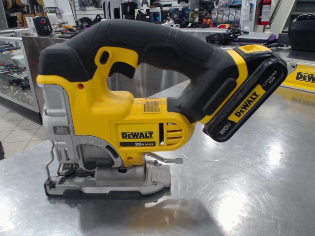 Scie sauteuse aves batterie 20v