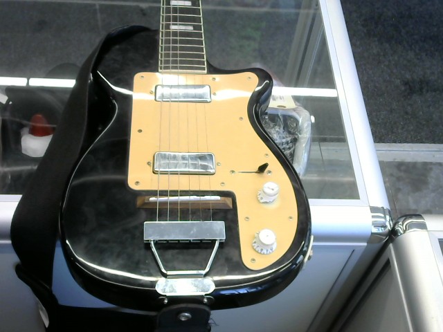 Airline h44dlx harmony guitar
