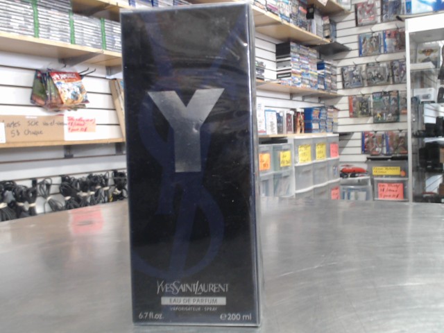 Bouteille parfum(neuf)200ml