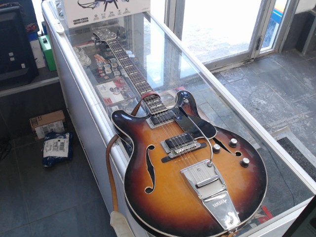 Guitare hollow-body made in japan 1967