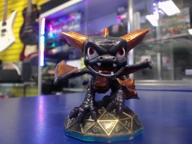 Mega ram dark spyro 2013 skylanders