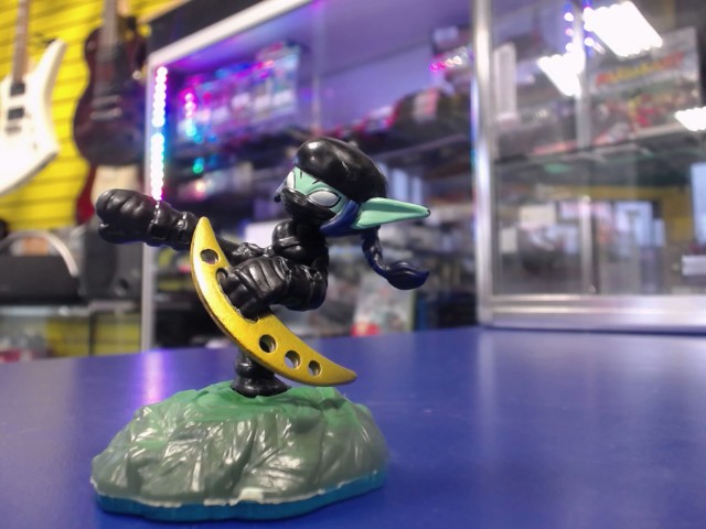 Dark ninja stealth elf skylanders