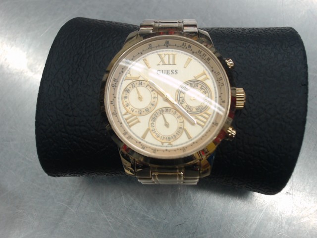 Montre guess cadran dor�e