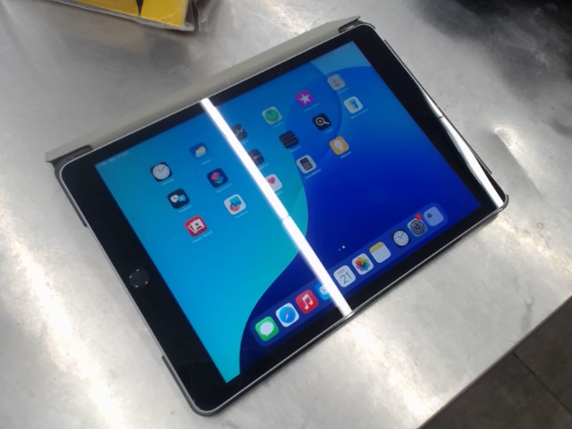 Ipad 9iem gen avec case