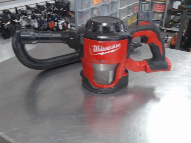 Aspirateur portatif 18v no batterie/chrg