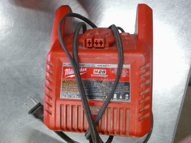 Chargeur milwaukee m28