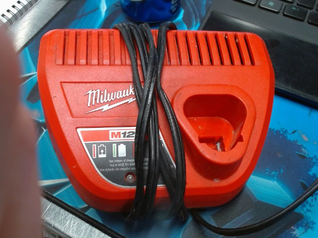 M12 charger
