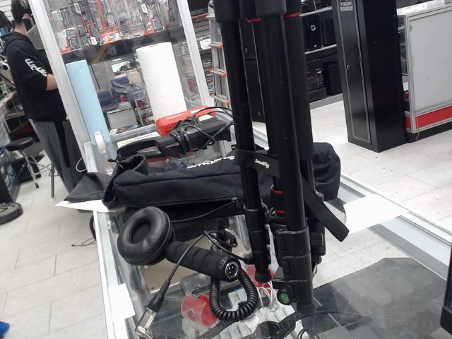 Tripod with headphone smallrig