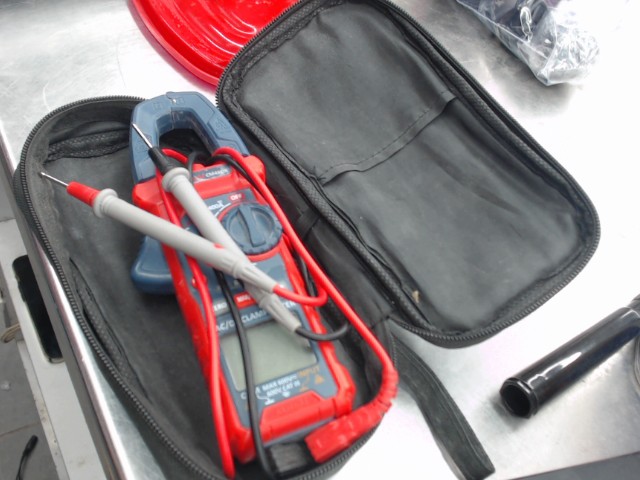 Multimetre astroai avec accessoires