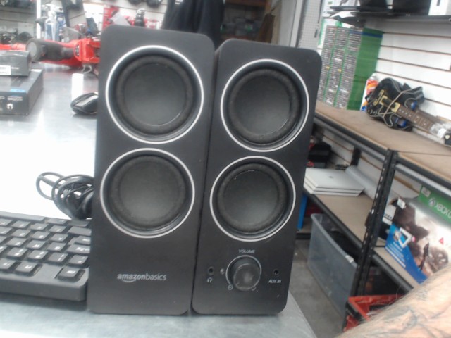 Speaker amazon basic
