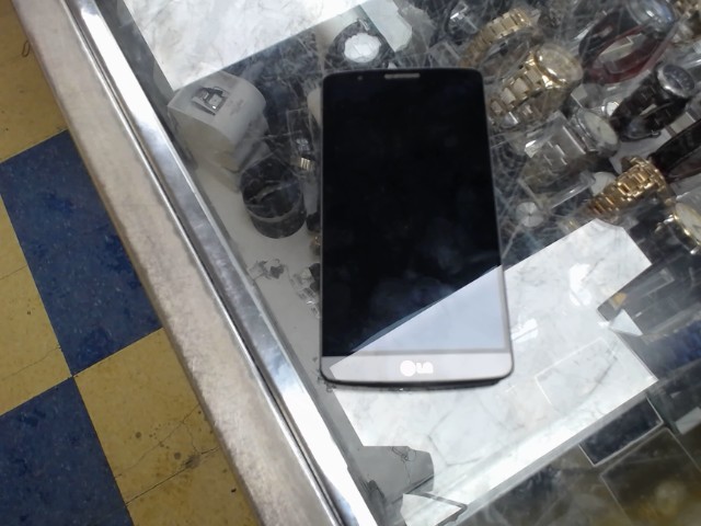 Cellphone gris lg 32g