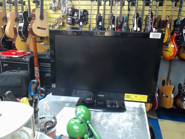 24inch led lcd color television sans man