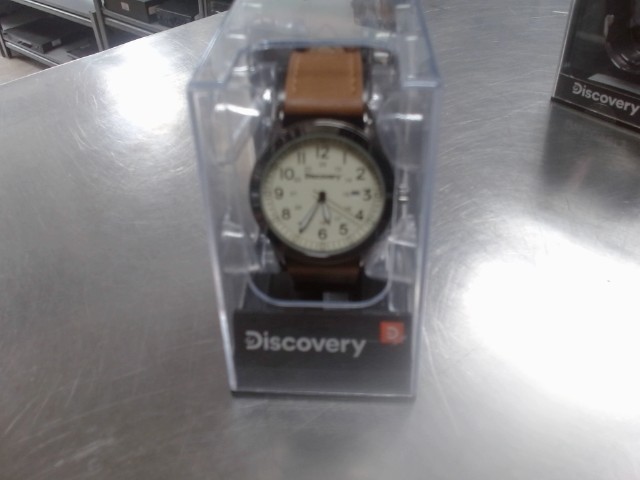 Montre analogique bracelet brun