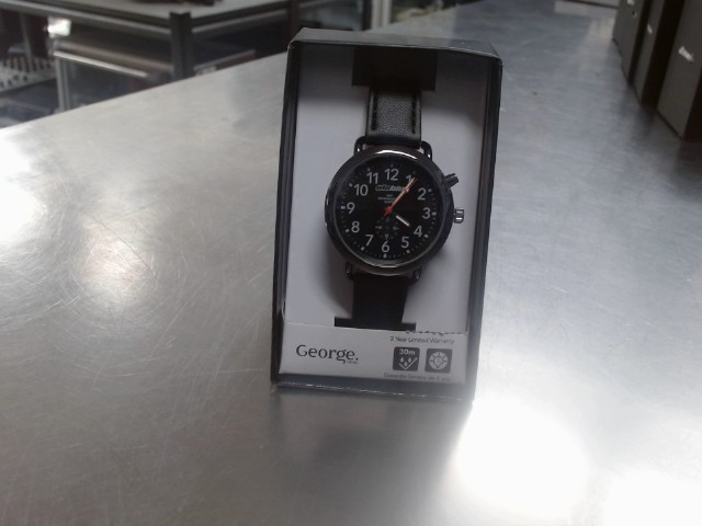 Montre analogique brac noir fond noir