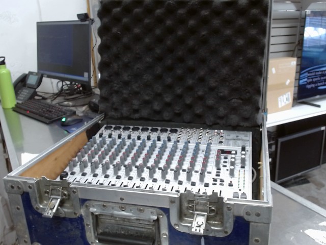 Console 22track+acc+roadcase
