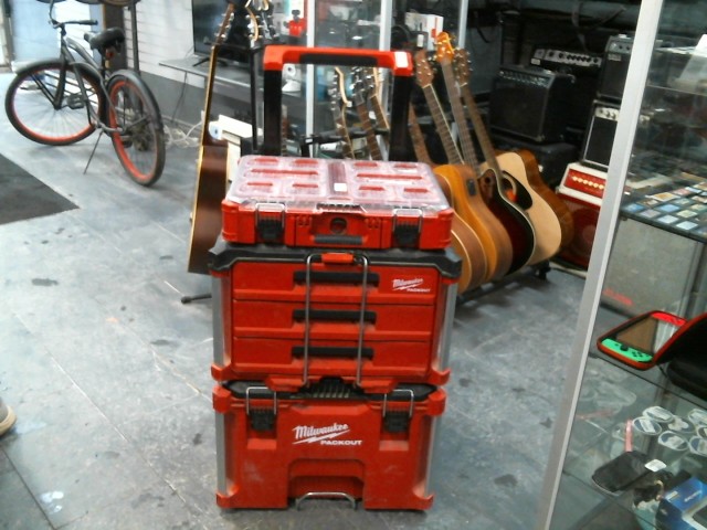 Kit 3 case packout milwaukee