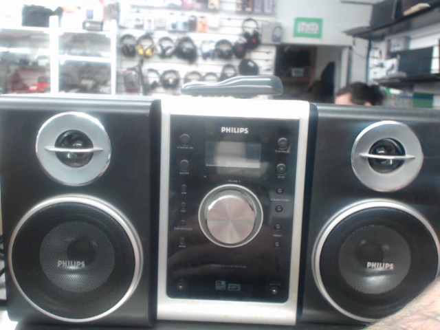 Lecteur cd avec 2 speaker phillipss