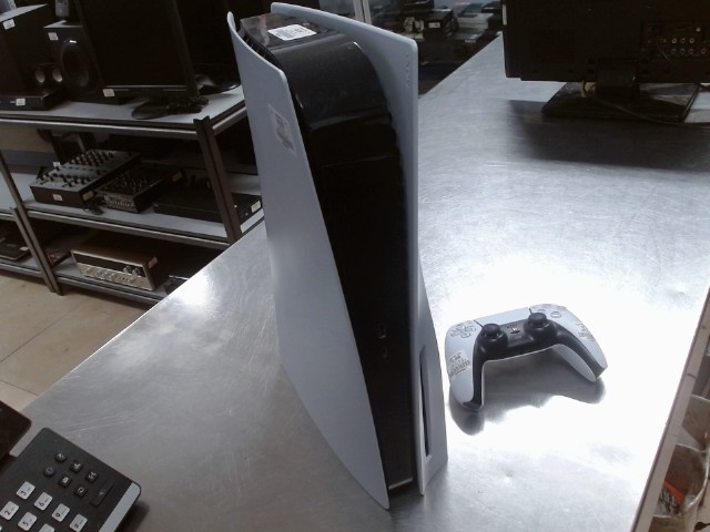 Console play5 av 1x man