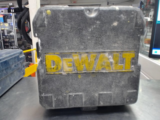 Laser dewalt cross line