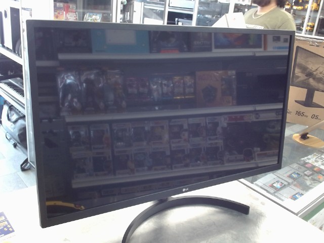 Moniteur lg 32in