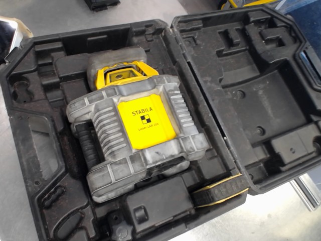 Laser rotatif+manette dans case