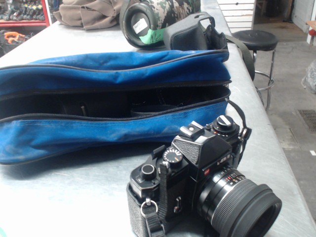 Appareille photo vintage avec acc sac bl