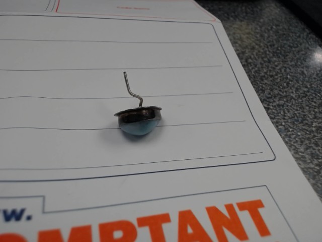 Boucle oreille seul pierre bleu