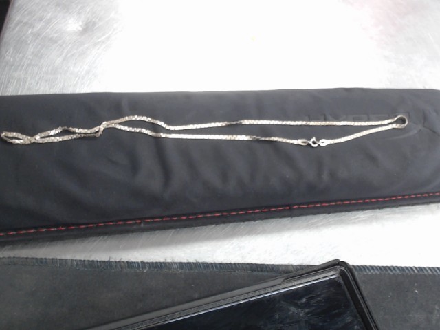 Chaine en argent