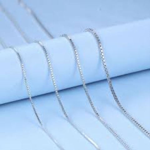 Chaine en argent 2.2g