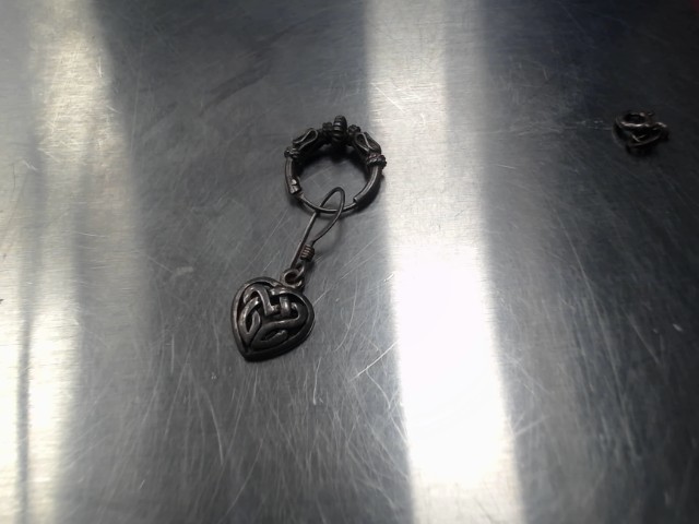 Boucle d'oreille seul miss match argent