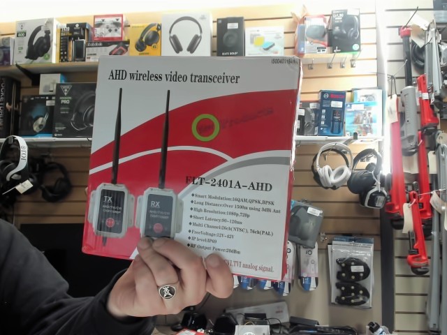 Wireless video receiver transceiver