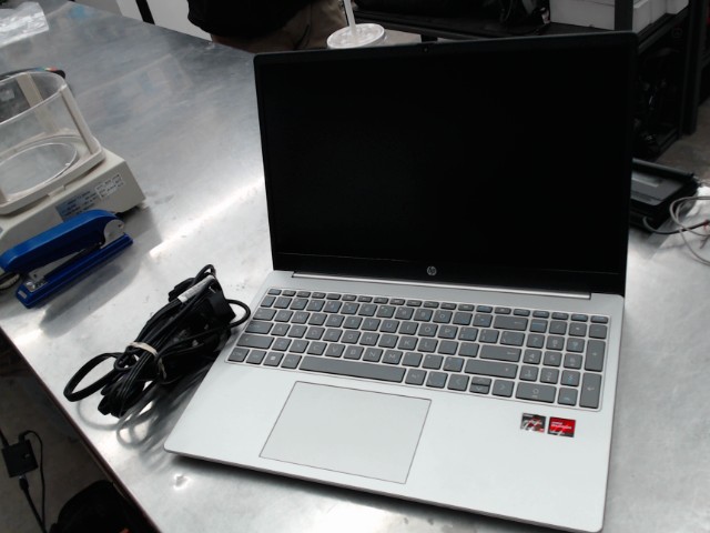 Laptop hp ryzen  16gb ram 512ssd