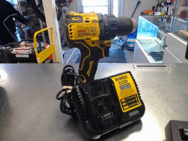 Kit drill + batt + chargeur