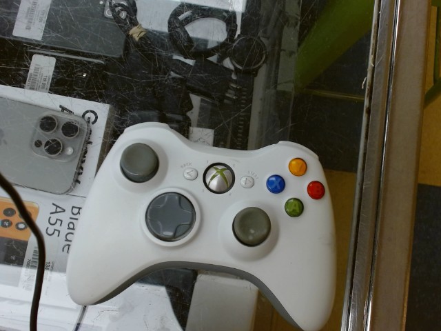 Xbox 360 white controller without back